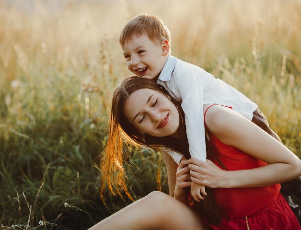 5 αξίες, motherhood, σεβασμός, ευγνωμοσύνη, αγάπη για περιβάλλον, διαφορετικότητα, παιδεία