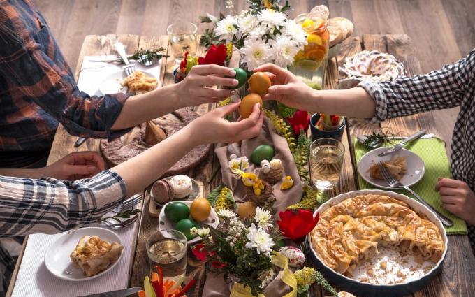 πασχαλινό τραπέζι