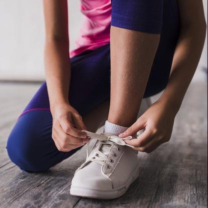 παπούτσια έξω κορωνοϊός 