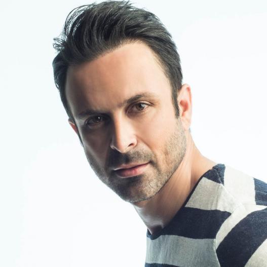 Ο Κωνσταντίνος Χριστοφόρου μιλά για τον βίαιο πατέρα του