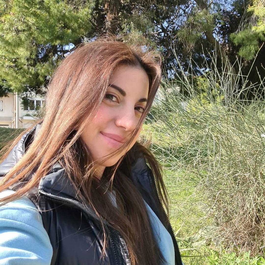 Μελίνα Μακρή