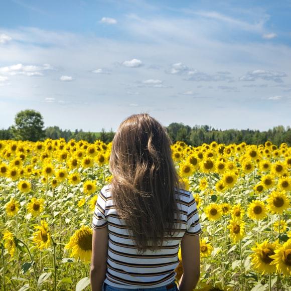 δεν είστε μόνες 