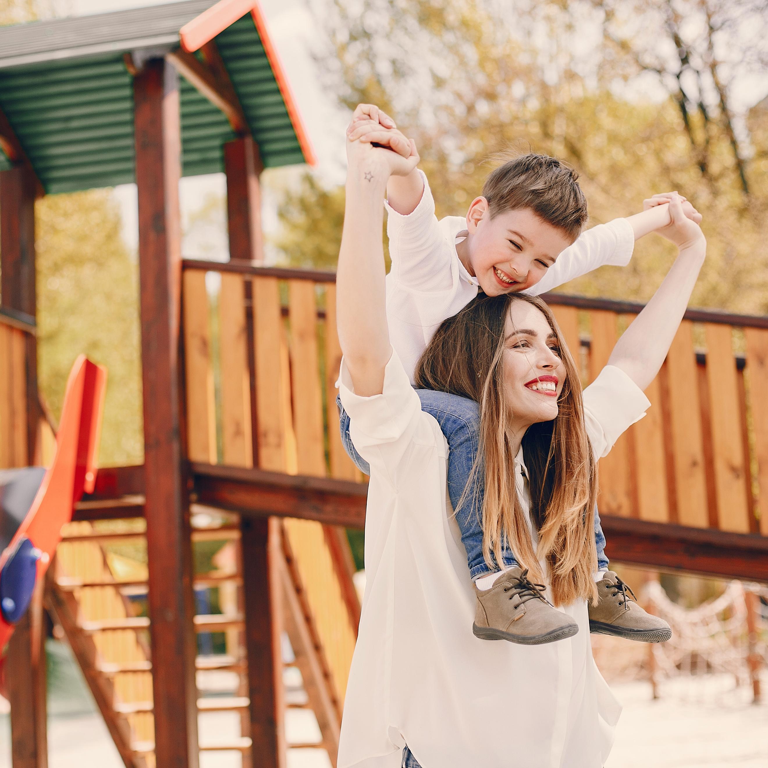 family out, παιδική χαρά, νότια προάστια, παιδιά, παιχνίδι
