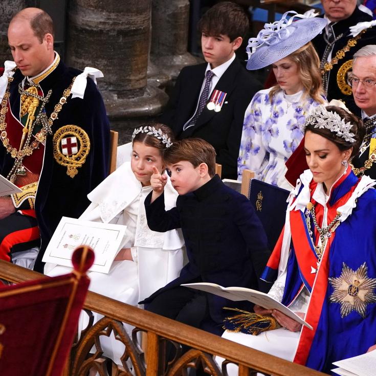 στέψη βασιλιά καρόλου 