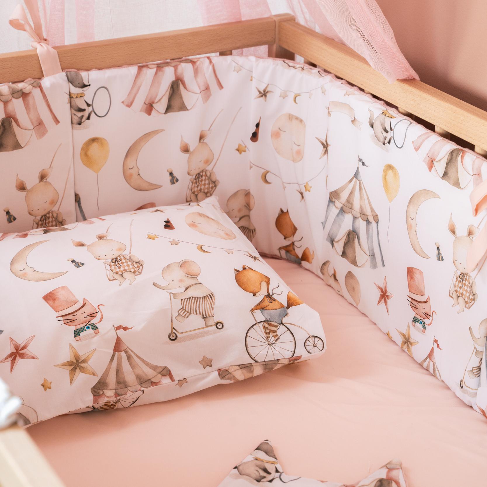 καρφιτσωμένος γάτος