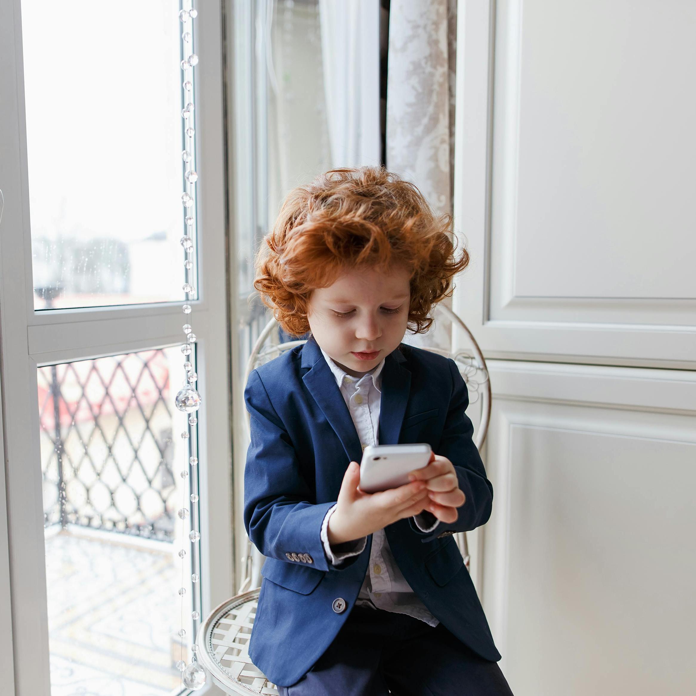 παιδί κινητό 