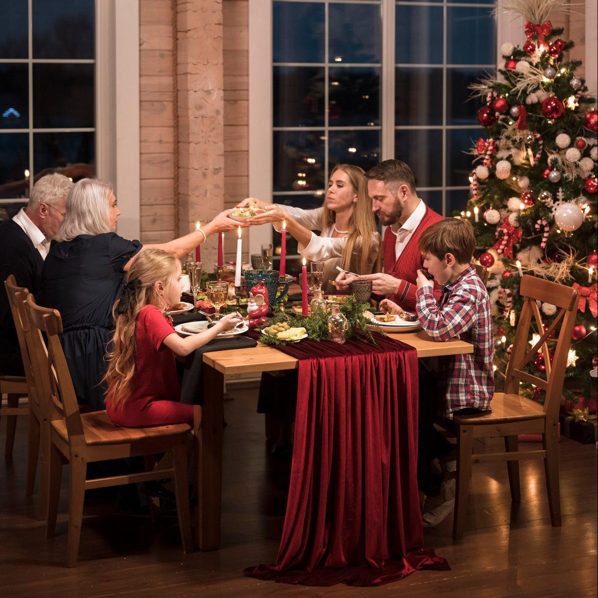 χριστουγεννιάτικο τραπέζι