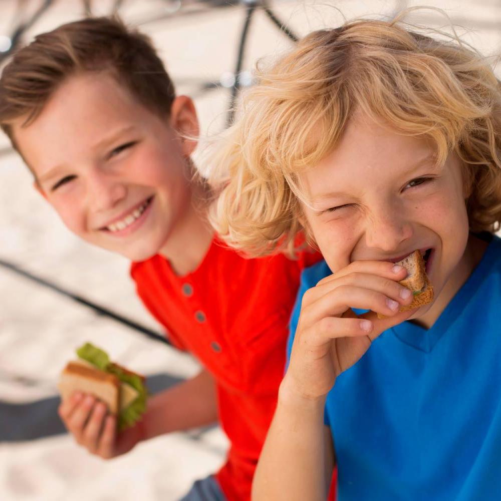 SNACK FOR KIDS