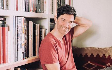 boom σάκης ρουβάς δυσλεξία