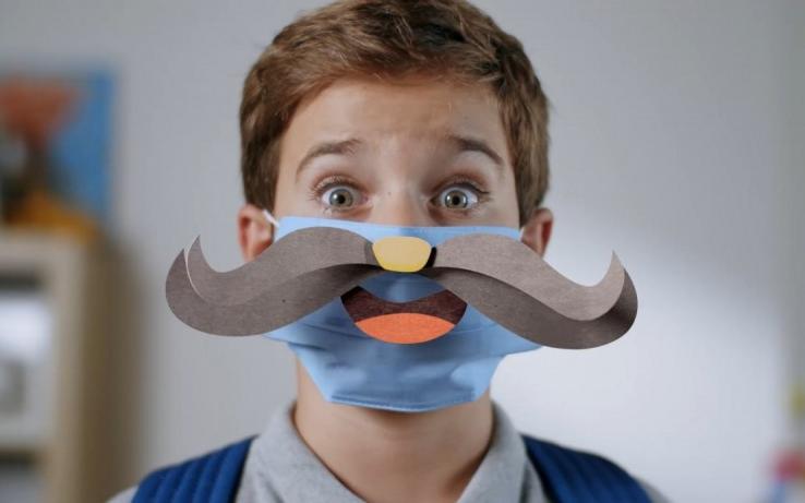 Οι μάσκες που χαμογελούν όπως αυτοί που αγαπάς 