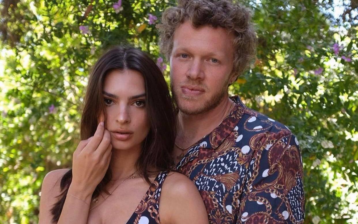  Έγκυος η Έμιλι Ραταϊκόφσκι 