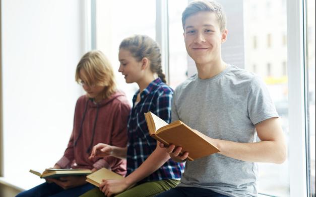 ανοίγουν γυμνάσια λύκεια