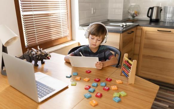 κλείνουν τα σχολεία 