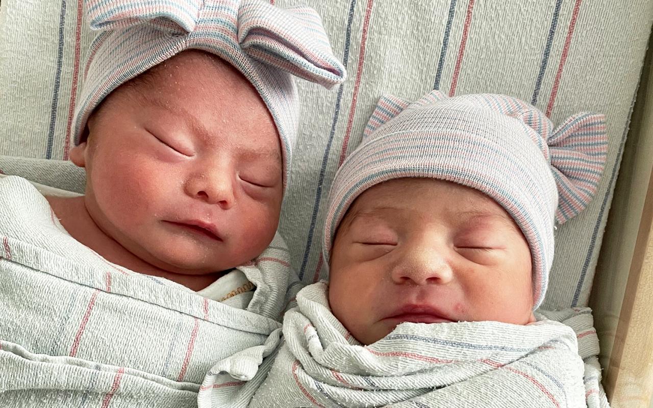 Δίδυμα μωρά