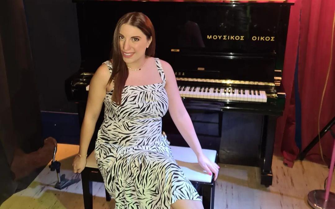 μελίνα μακρή