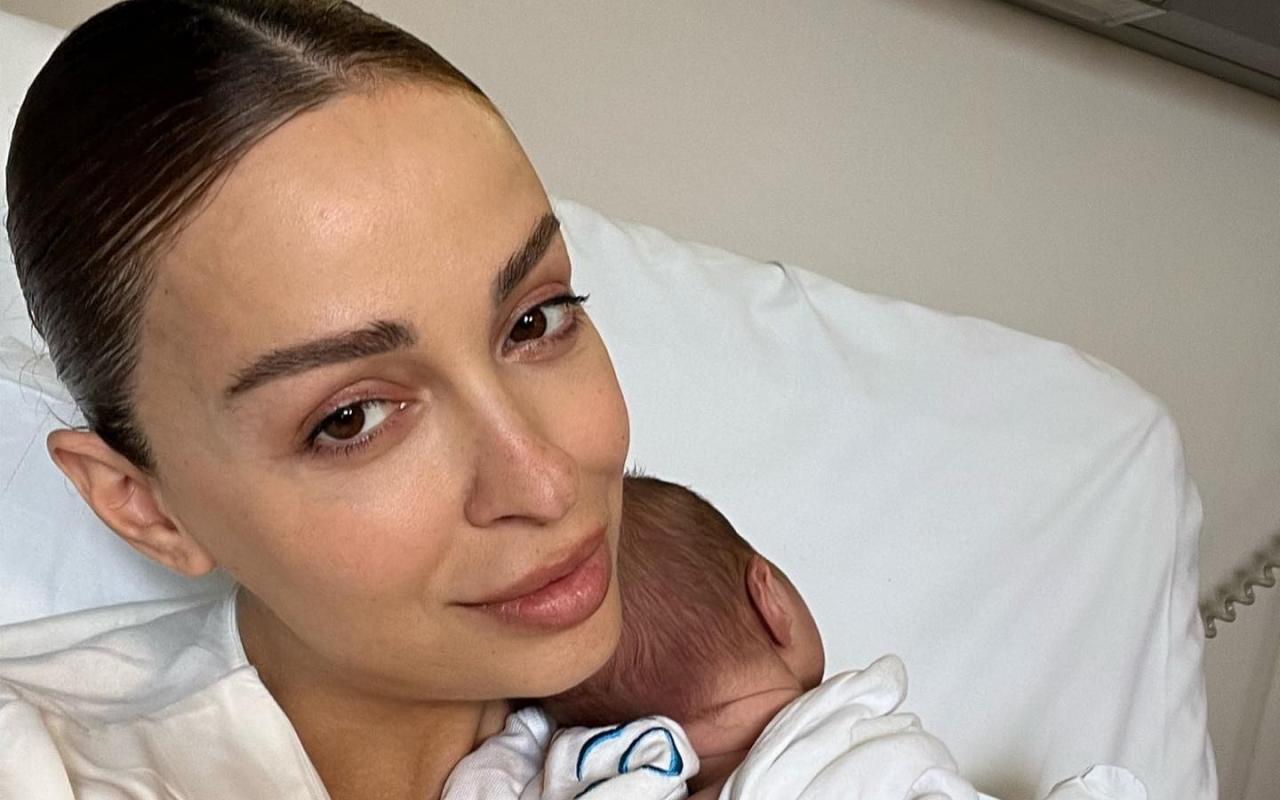 Ελένη Φουρέιρα μωρό