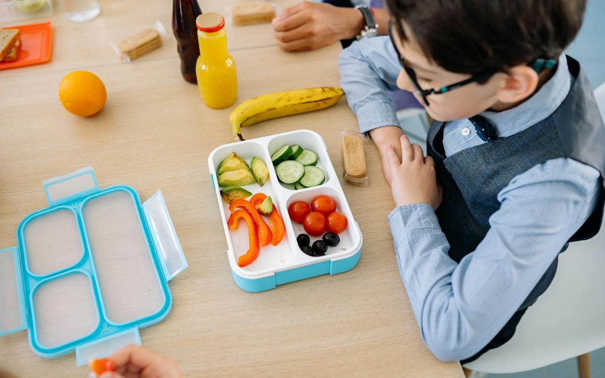 εκπαιδευτήρια γείτονα σνακ 