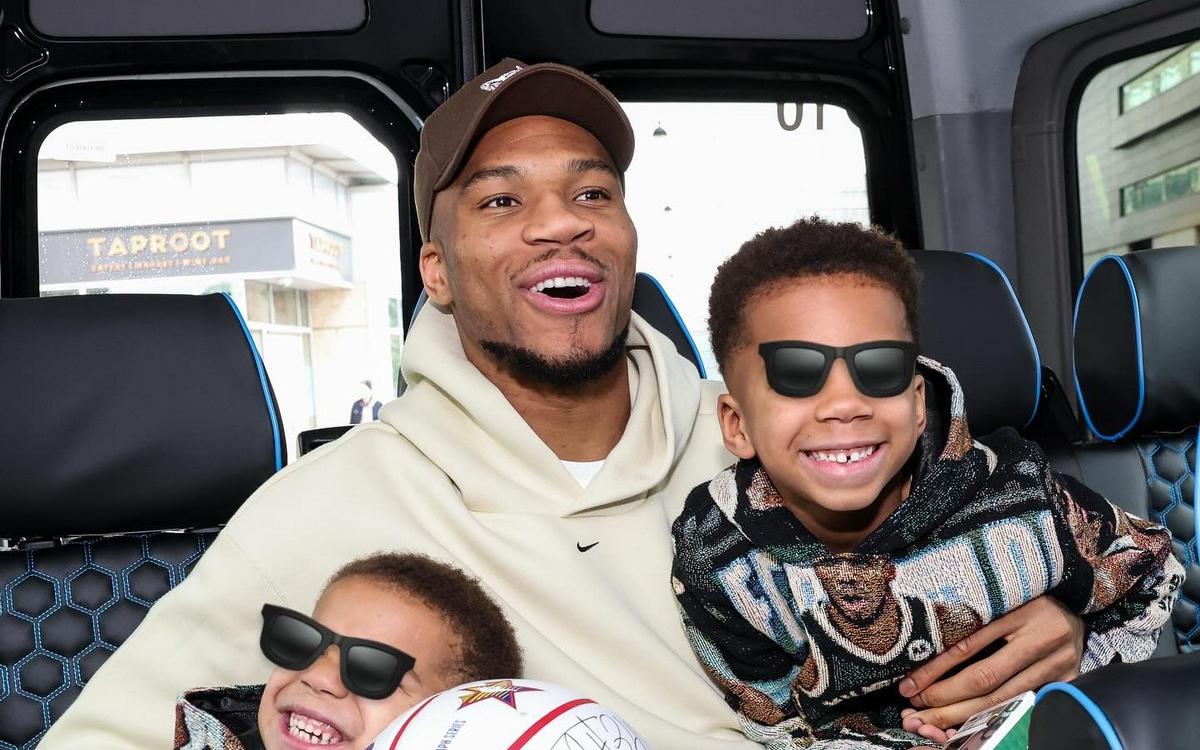 Γιάννης Αντετοκούνμπο 