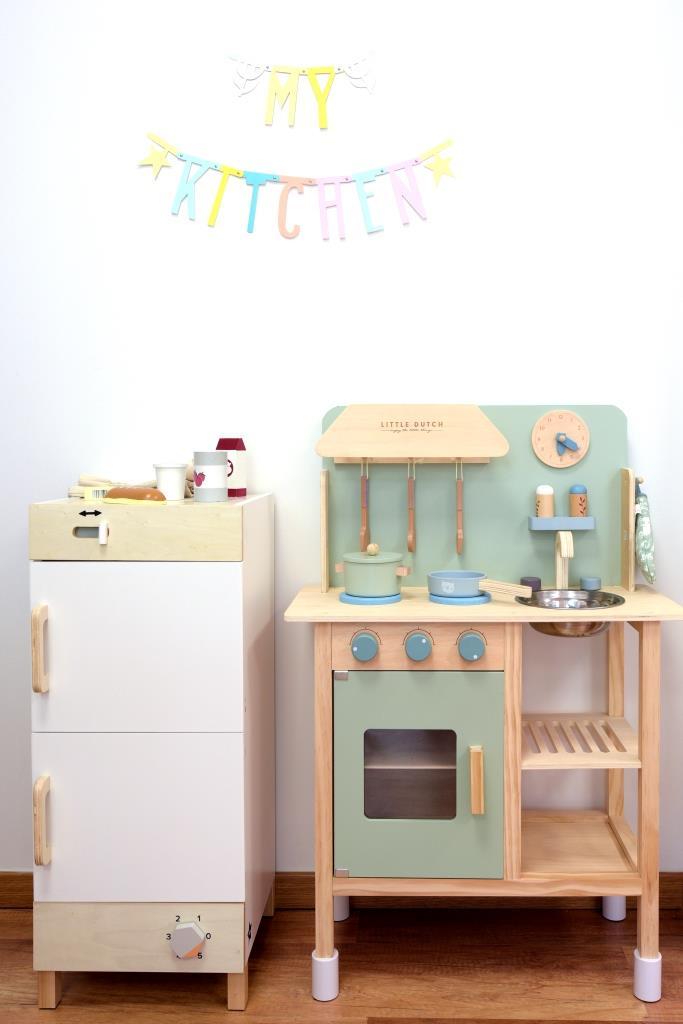 kids kitchen up up and away