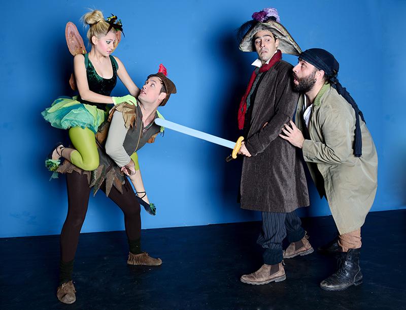 ο πήτερ παν στην ακρόπολη