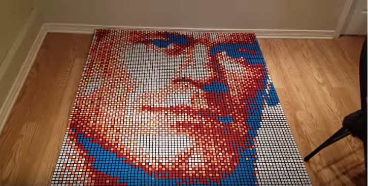 9χρονο αγόρι με δυσλεξία δημιούργησε το πορτραίτο του John Cena χρησιμοποιώντας κύβους του Rubik