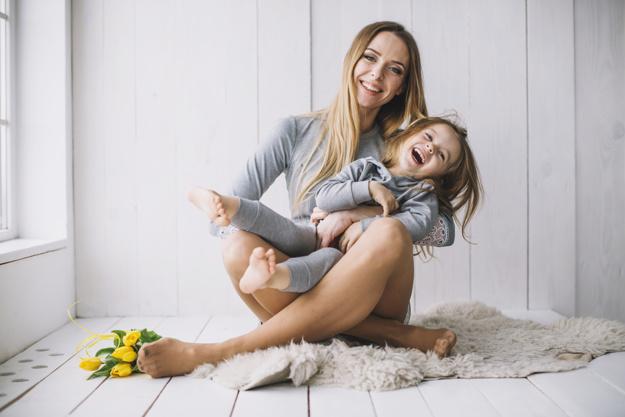 boom μητρότητα