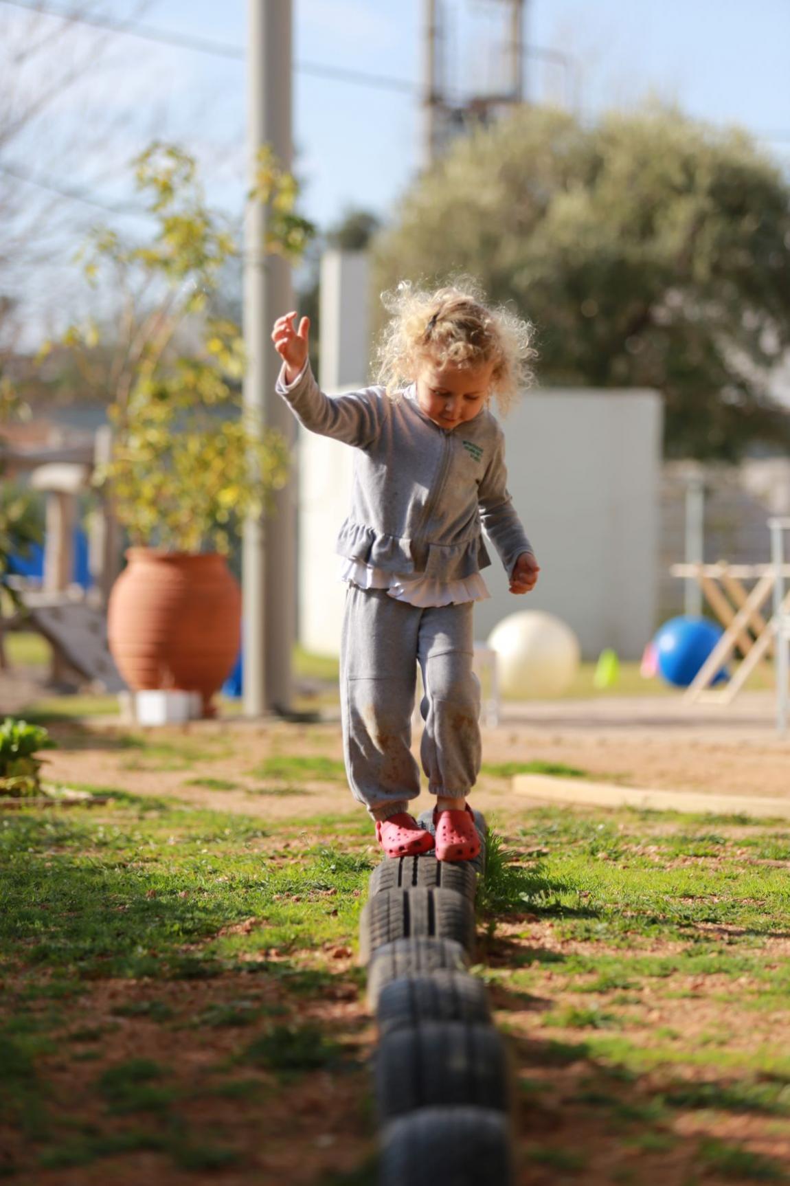 boom montessori community school απασχόληση στο σπίτι