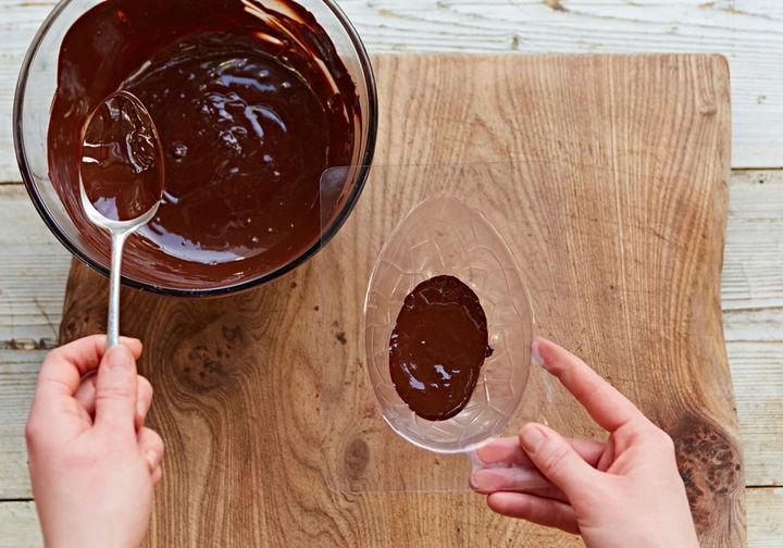 boom πασχαλινό σοκολατένιο αυγό