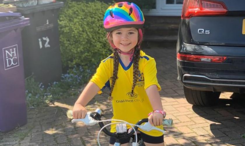 boom betty ποδήλατο για έρανο