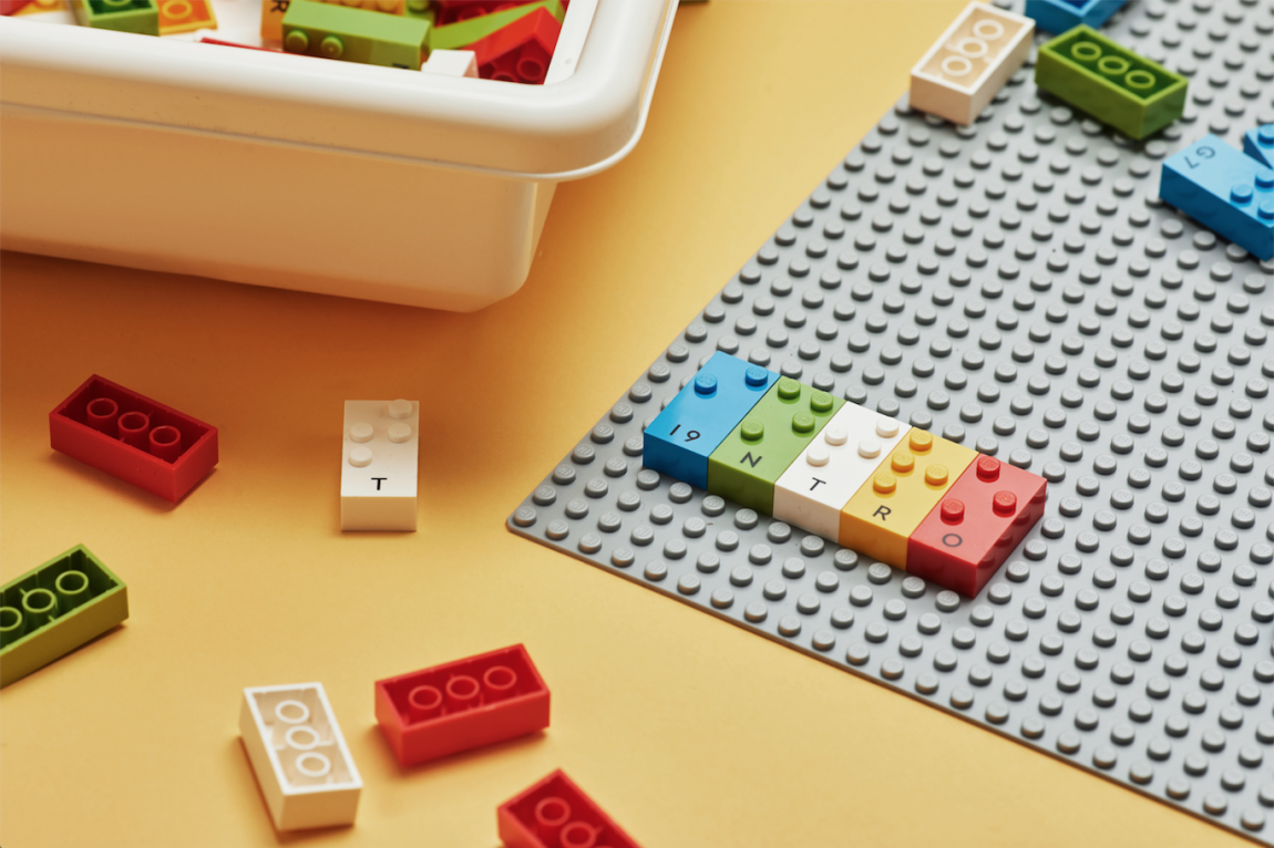 boom lego braille