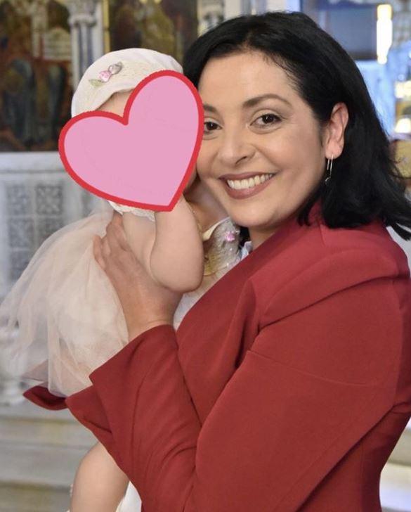 boom ελληνίδες διάσημες έκαναν παιδί μετά τα 40