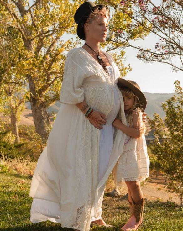 boom celebrity pregnancy